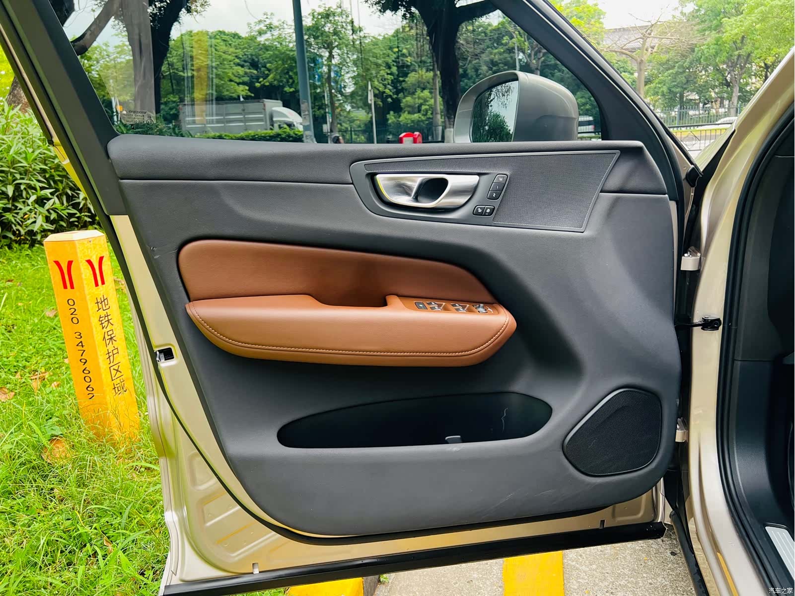 Volvo XC60, 2025 17