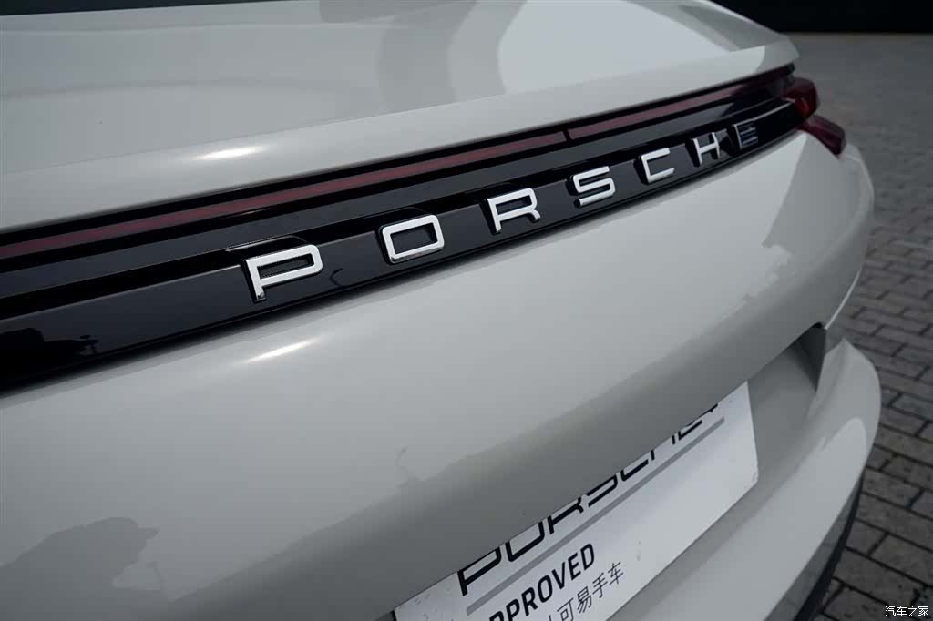 Porsche Panamera, 2018 13