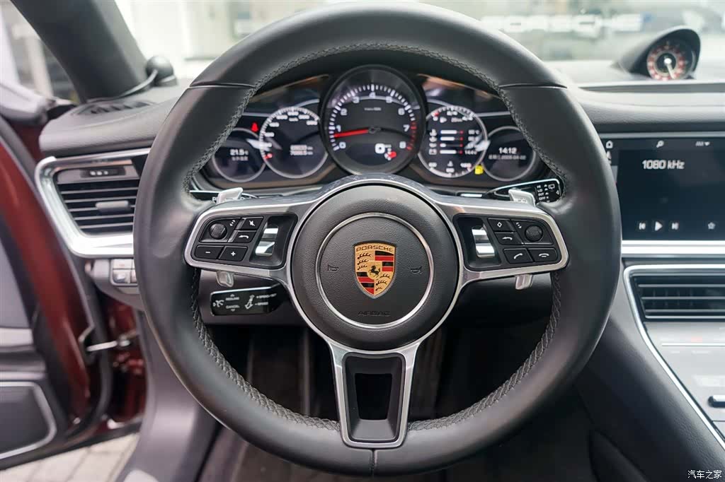 Porsche Panamera, 2018 15
