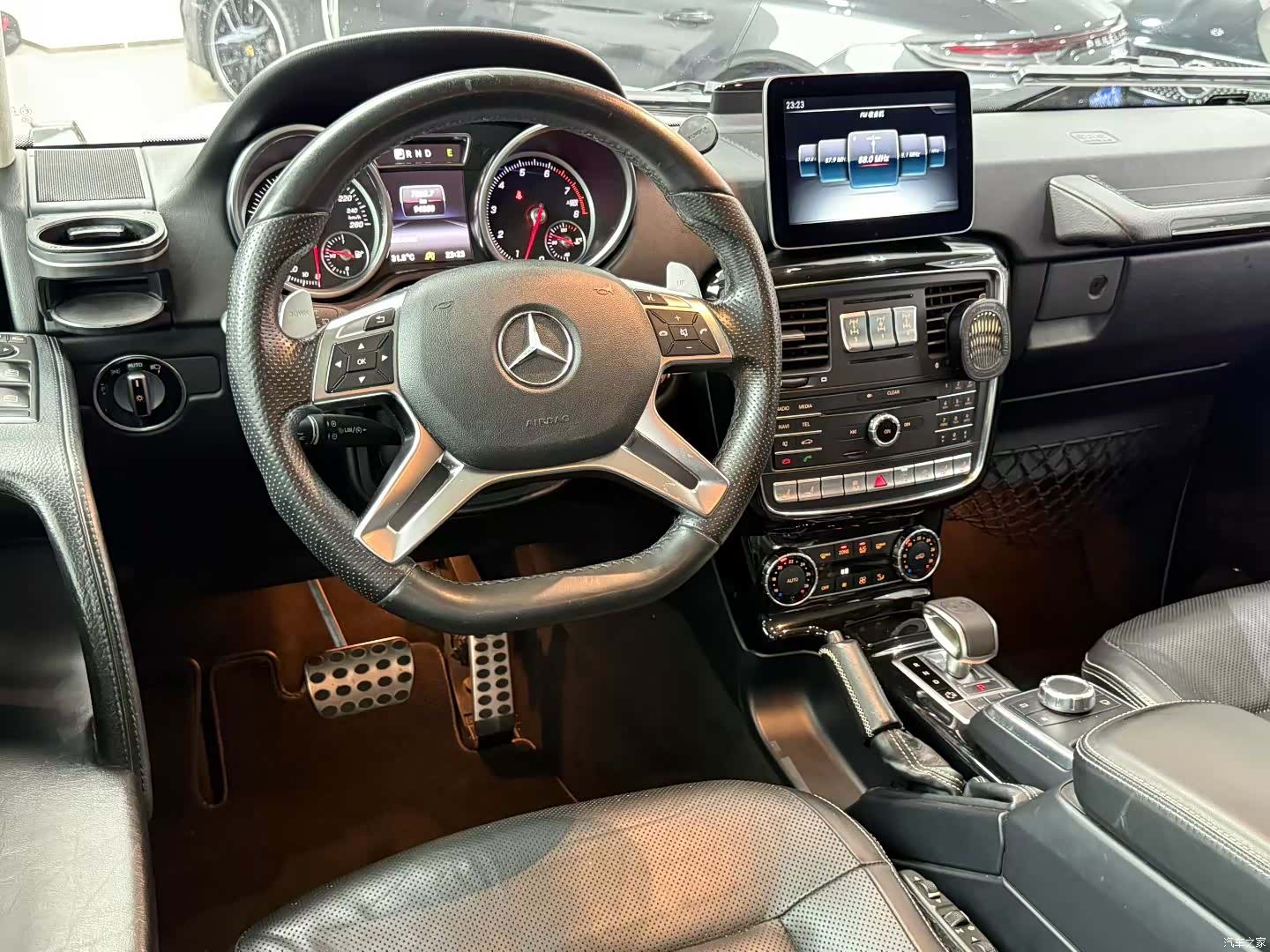 Mercedes-Benz G-Class, 2017 8