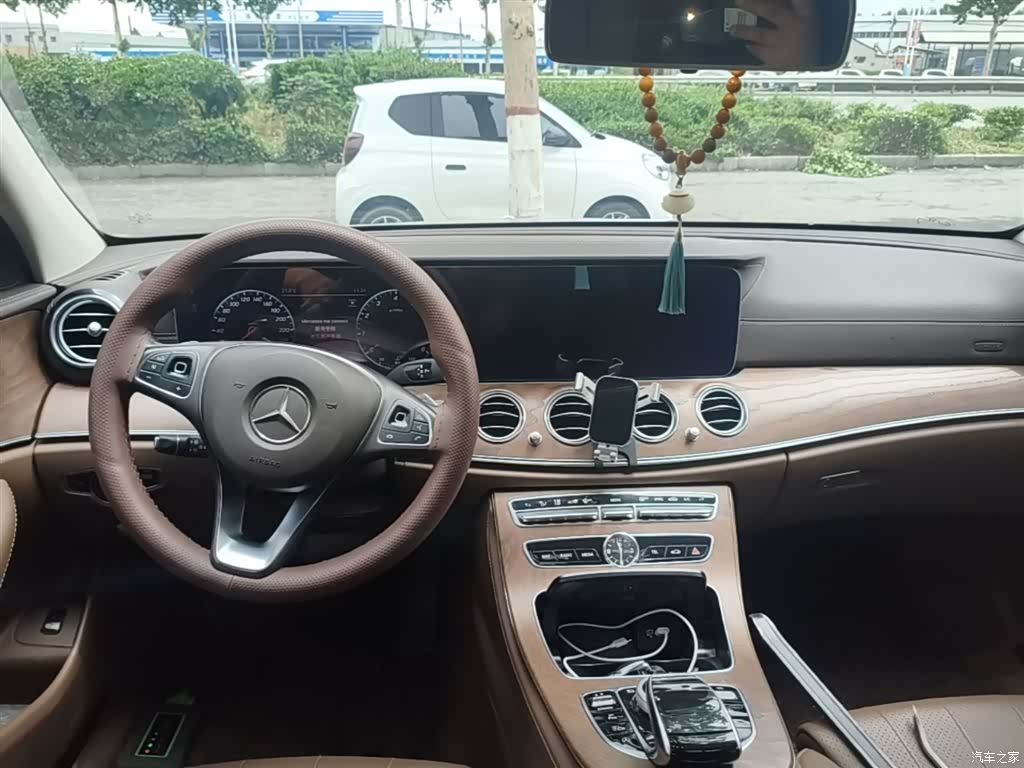Mercedes-Benz E-Class, 2018 10