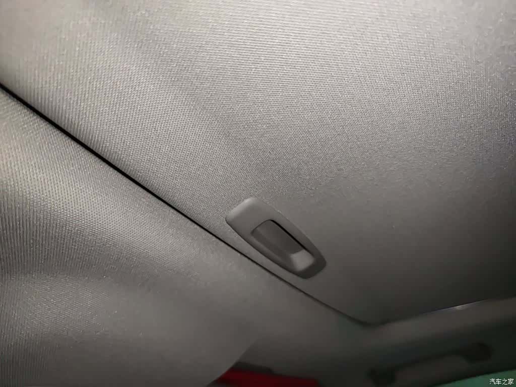 Geely Coolray, 2021 18