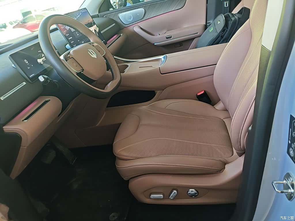 Leapmotor C11, 2025 15