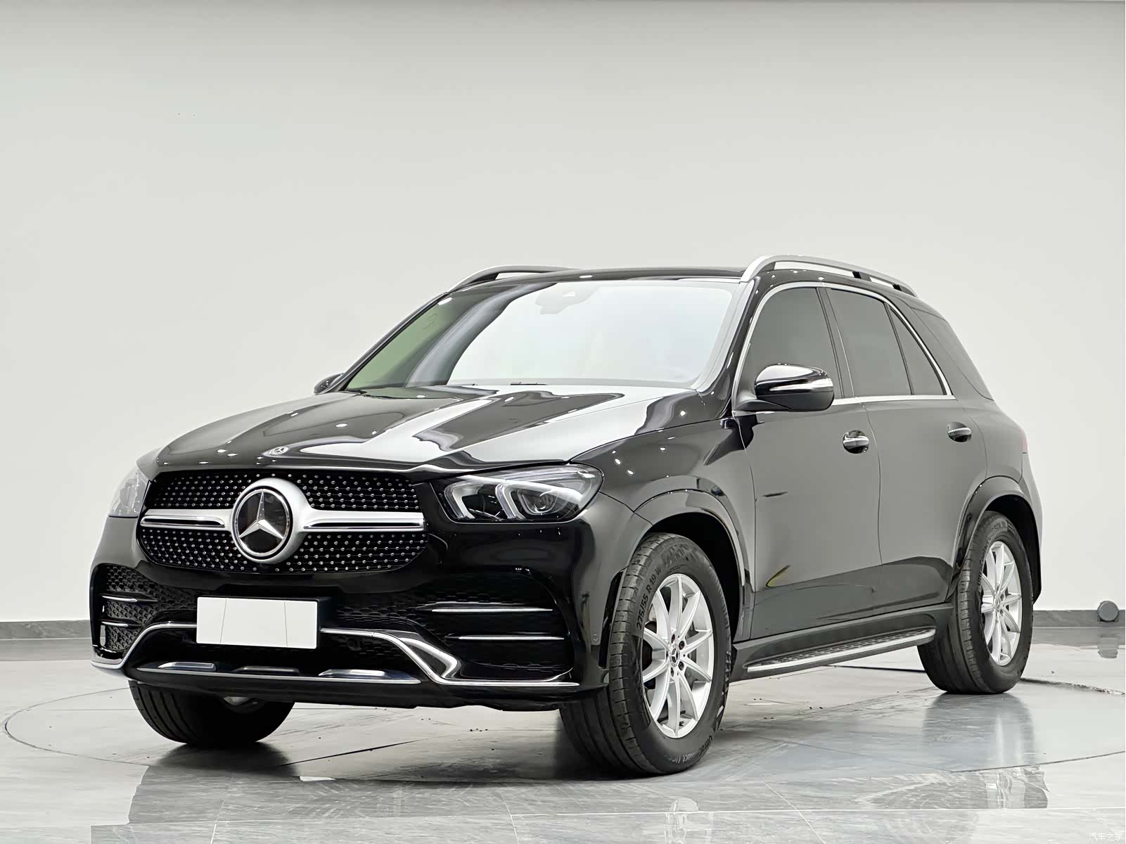 Mercedes-Benz GLE, 2021 1