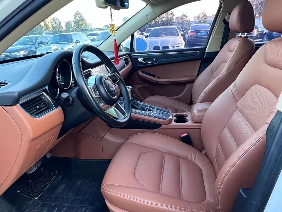 Zotye SR9
