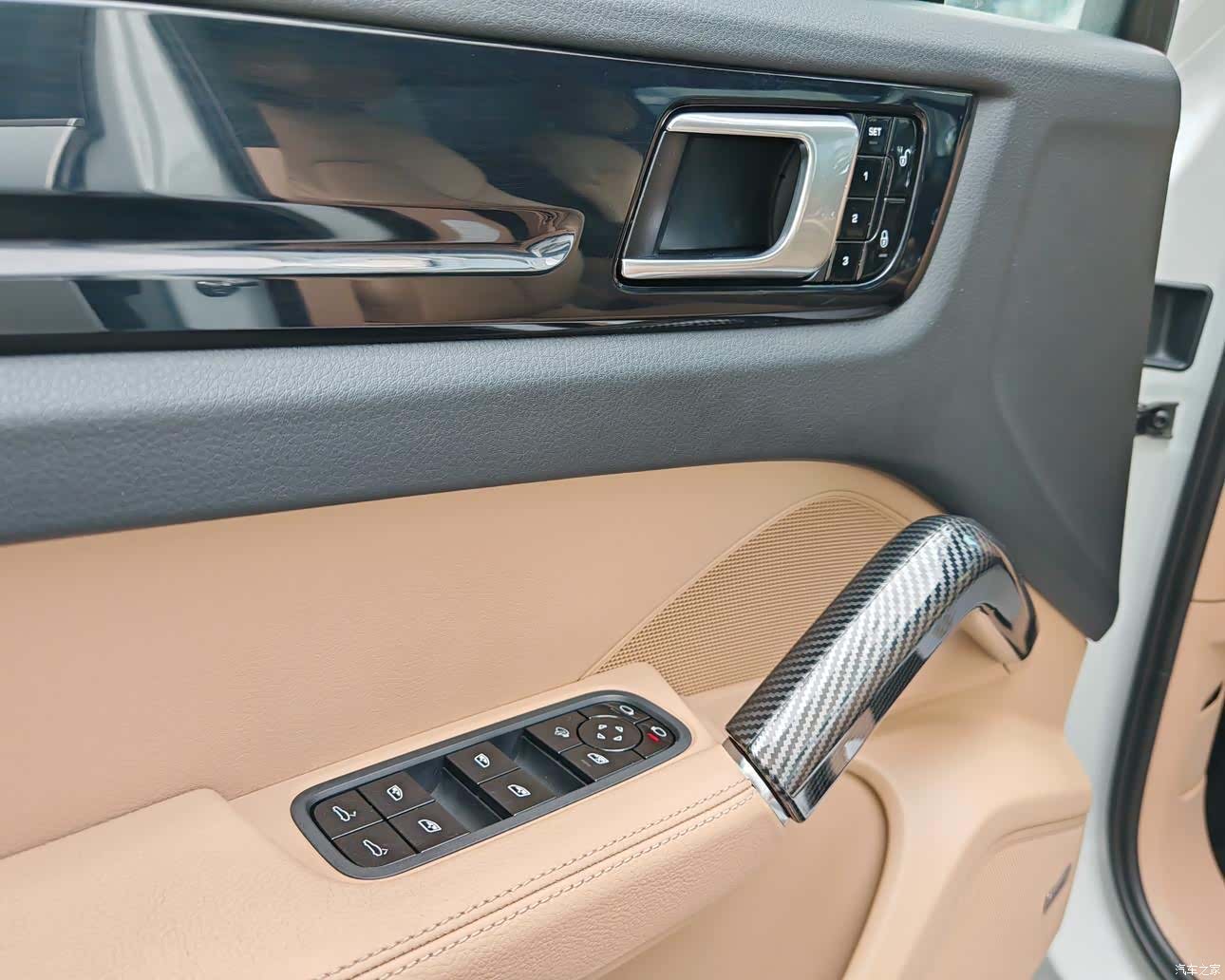 Porsche Cayenne, 2018 9