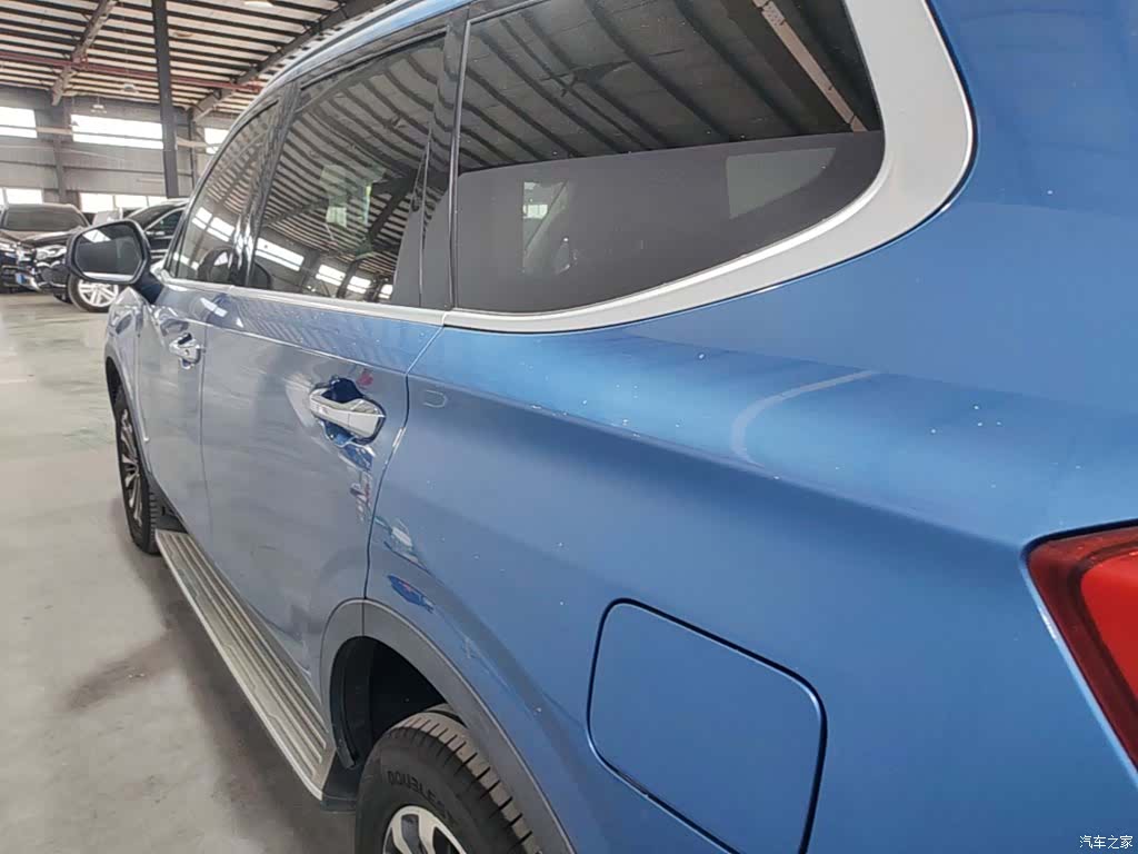 Maxus D90, 2019 23