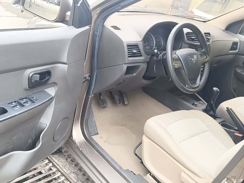 Wuling Hongguang, 2018 16