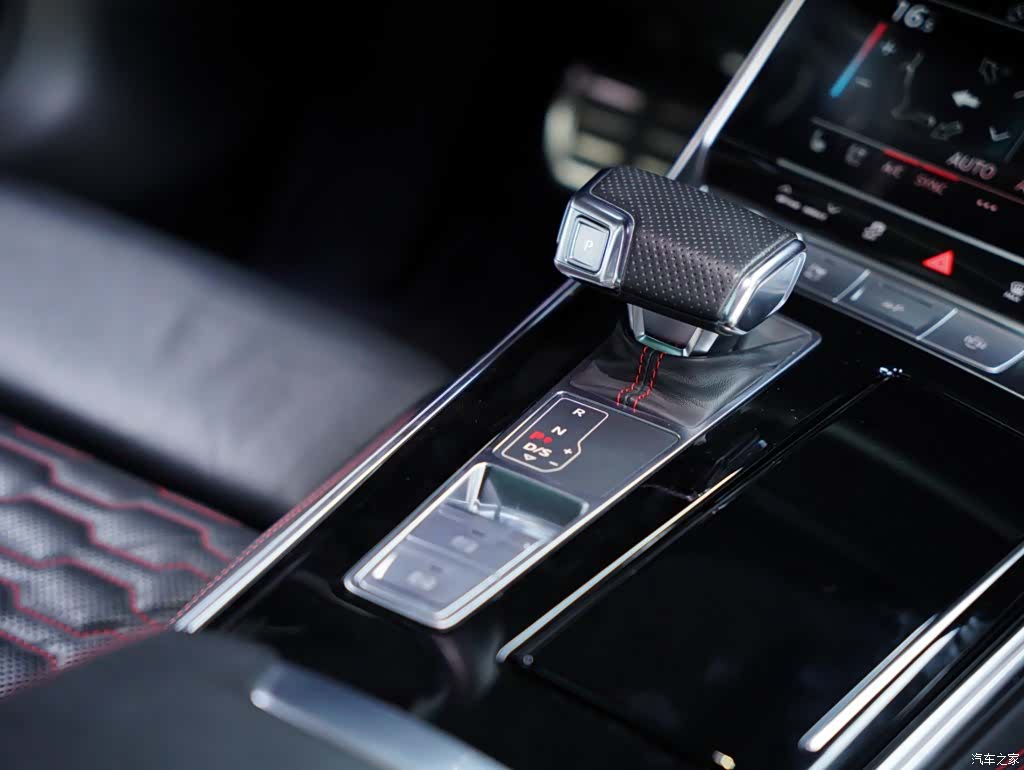 Audi RS, 2024 50