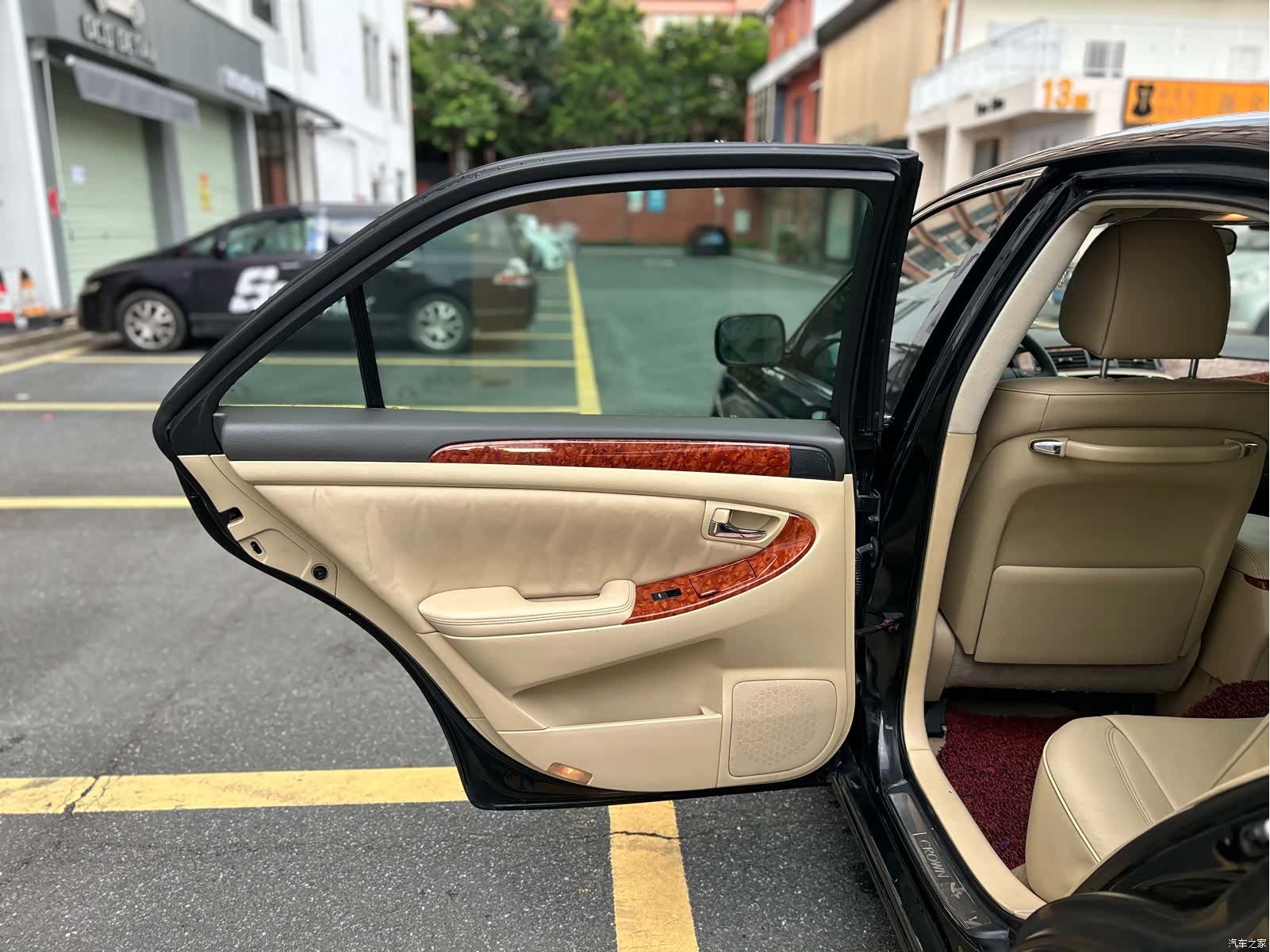Toyota Crown, 2005 13