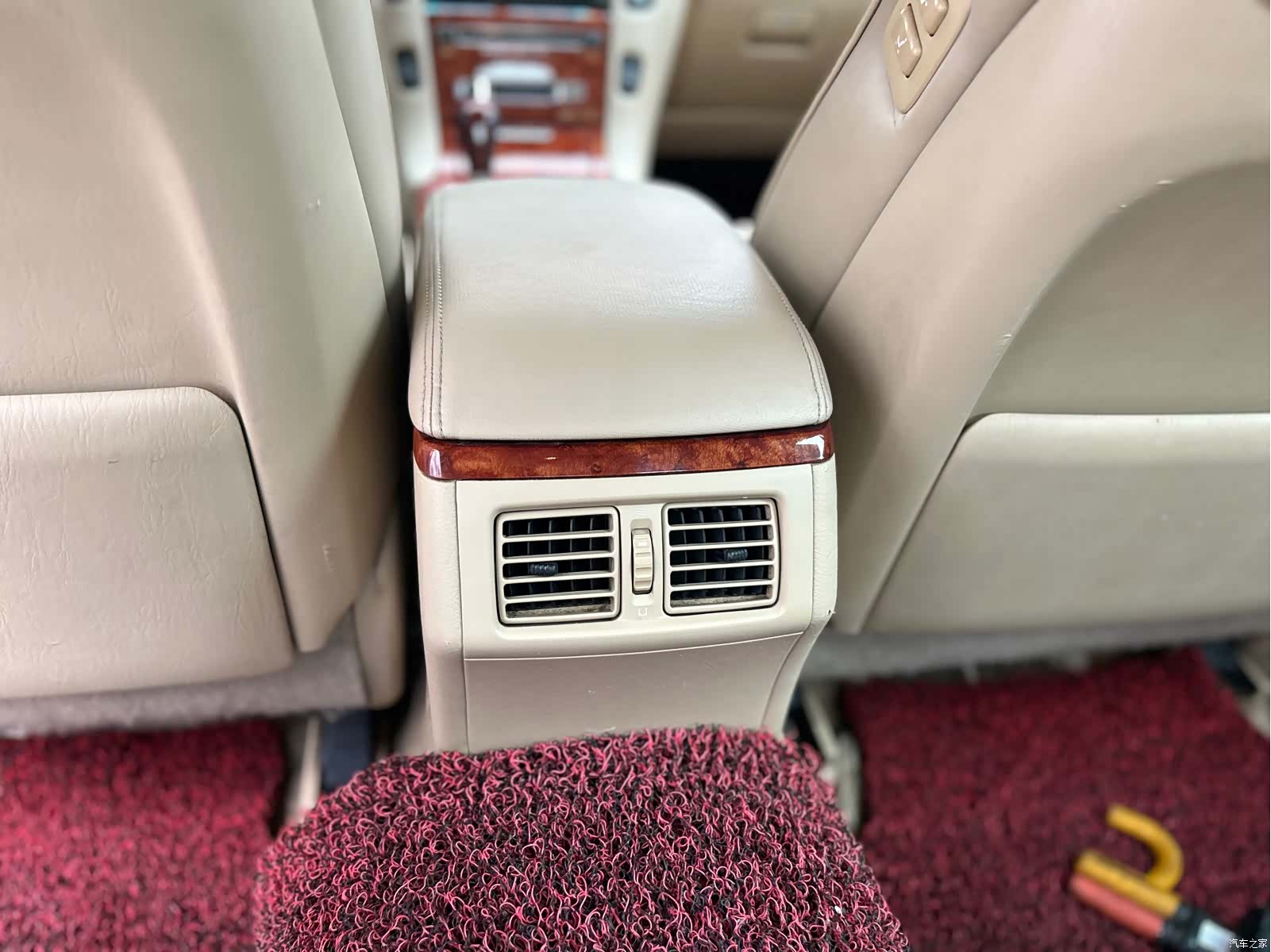 Toyota Crown, 2005 18