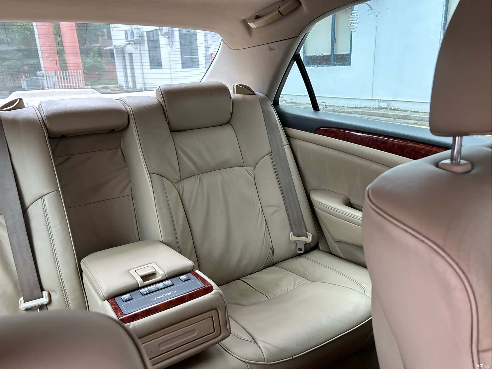 Toyota Crown, 2005 36