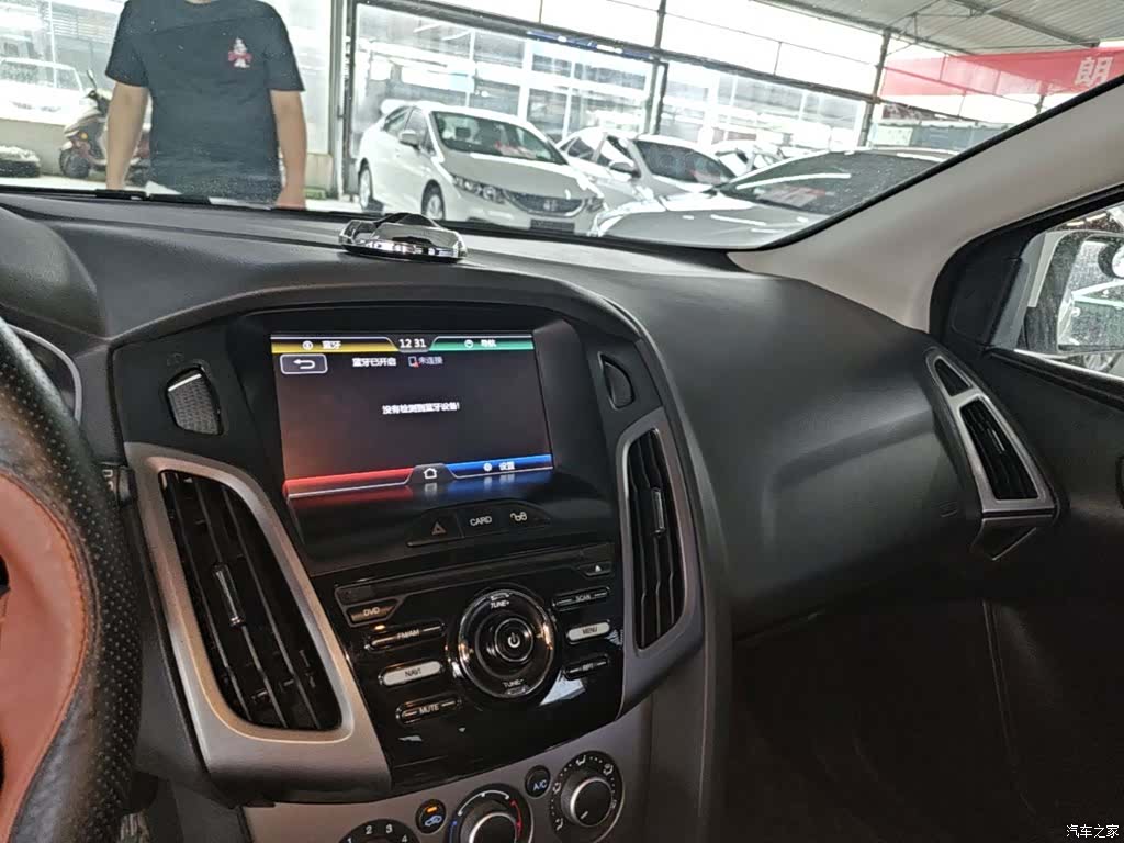 Ford Focus, 2015 6