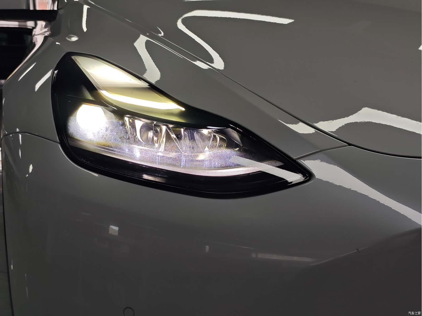 Tesla Model Y, 2022 14