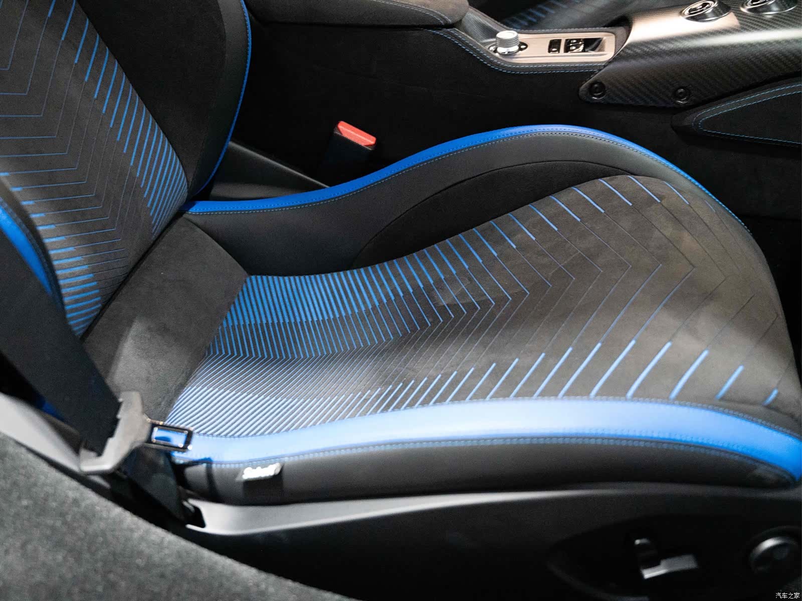Maserati MC20, 2022 8