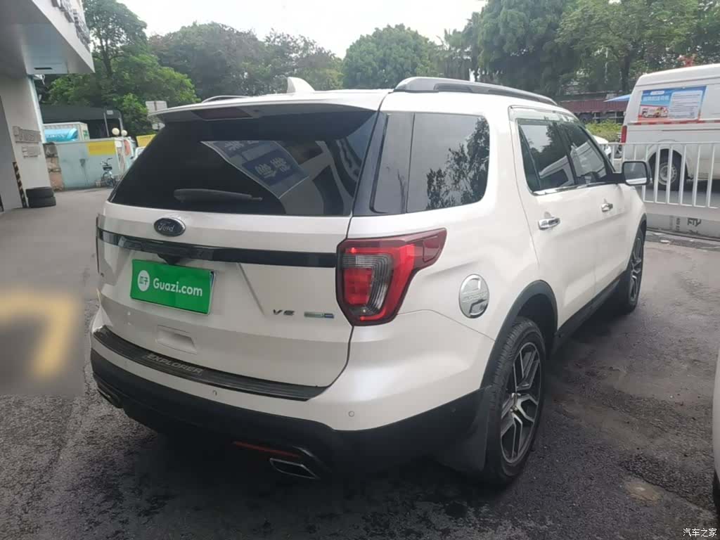 Ford Explorer, 2017 7