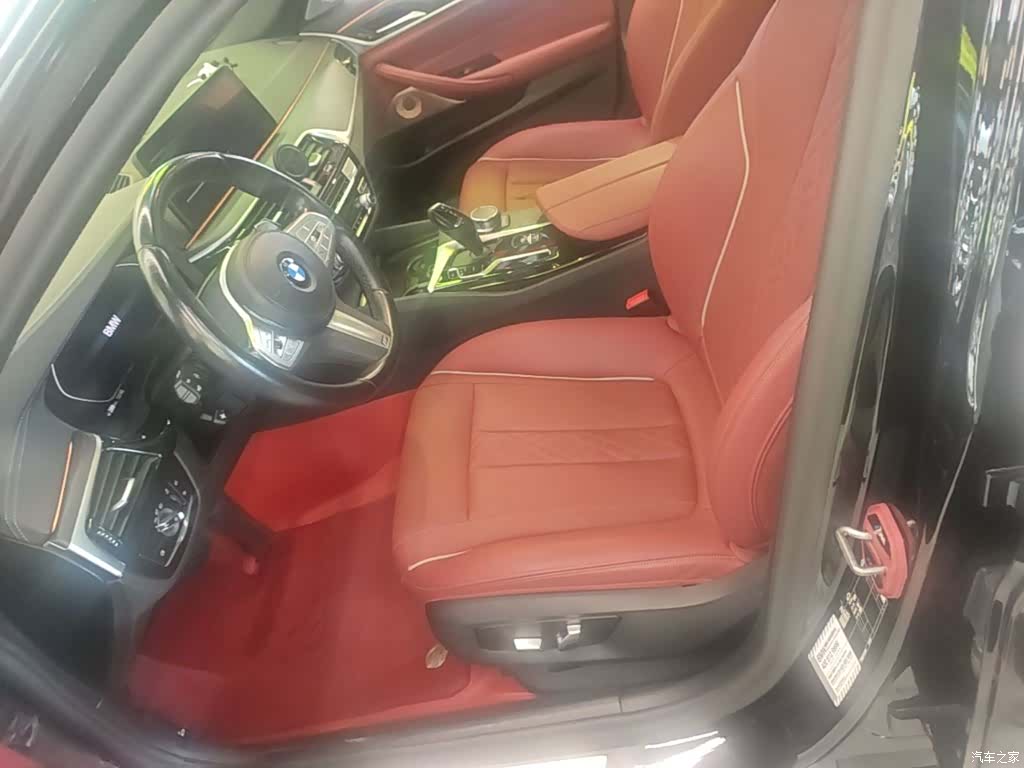 BMW 5 Series, 2023 11