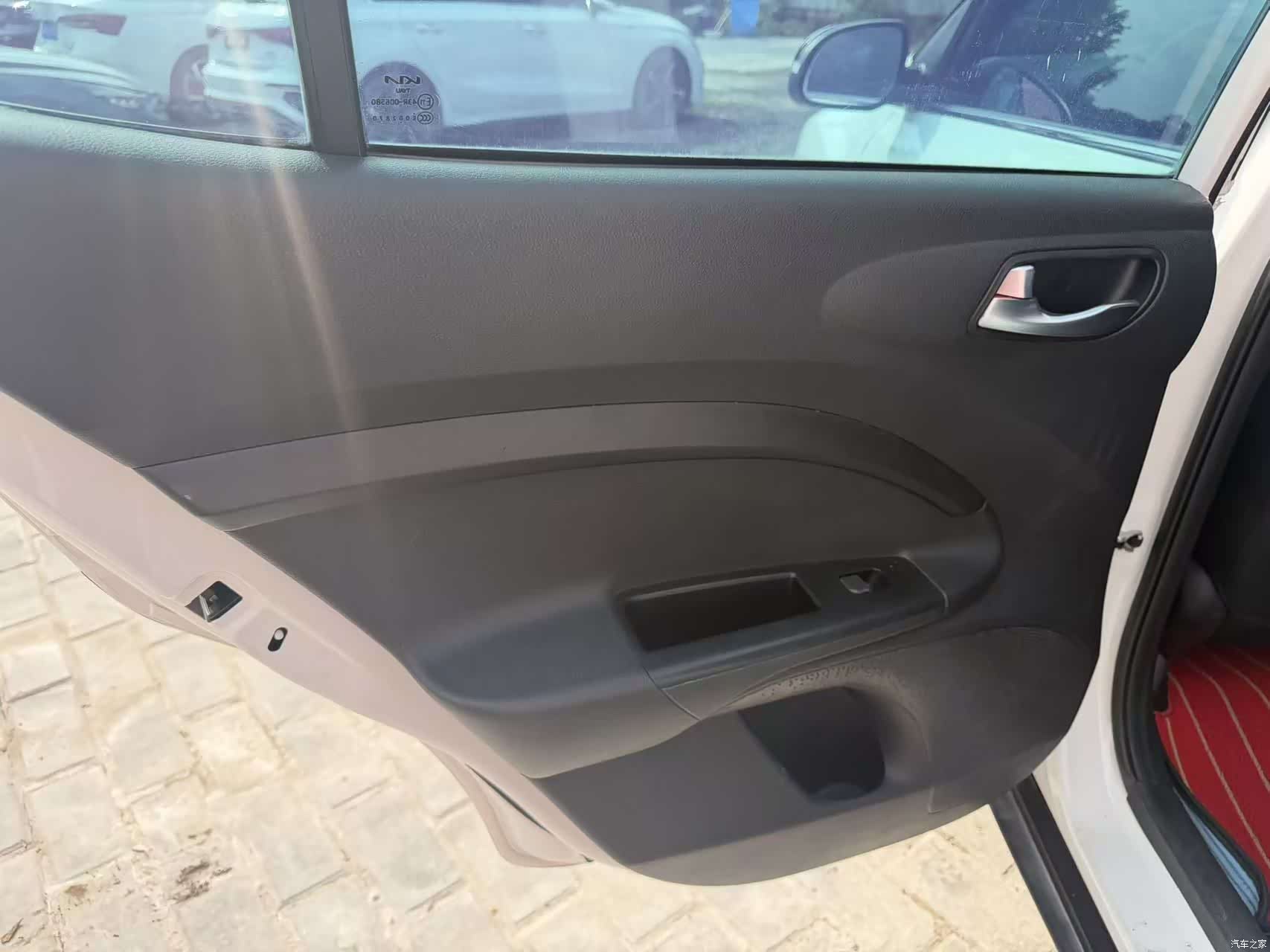 Kia KX1, 2022 12