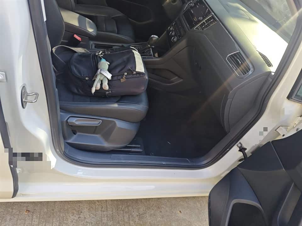 Volkswagen Golf*Jiayu