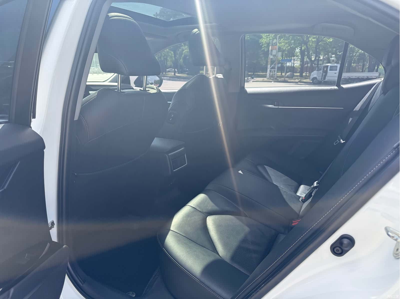 Toyota Camry, 2023 6