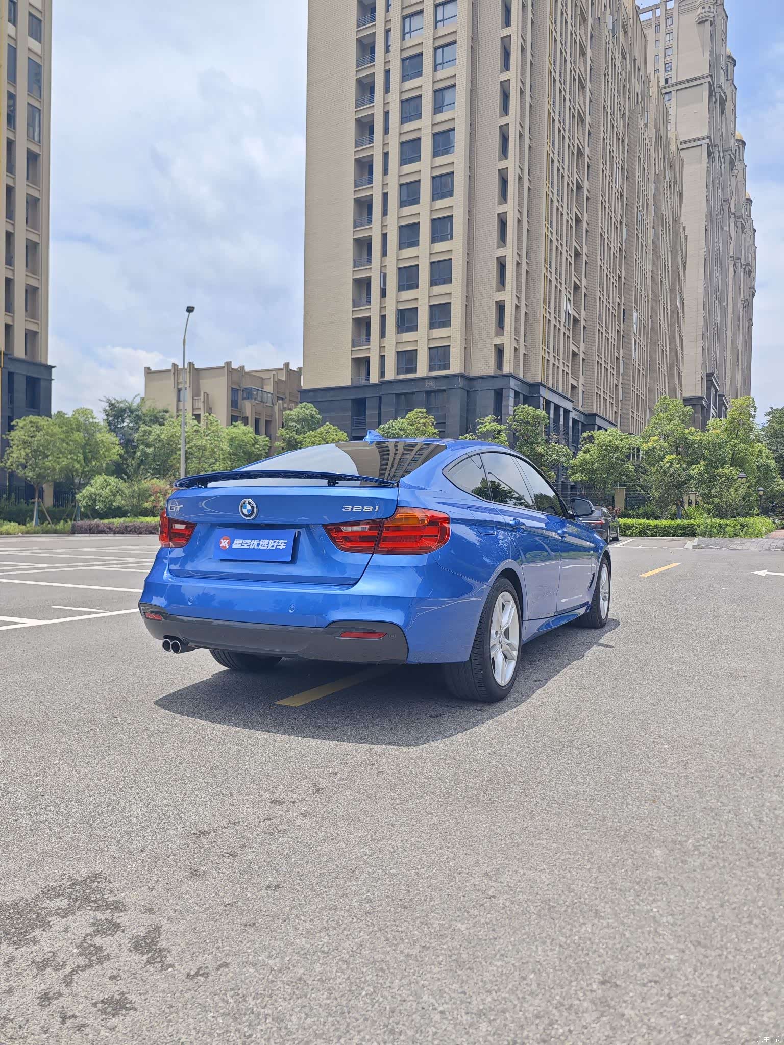 BMW 3 Series, 2015 24