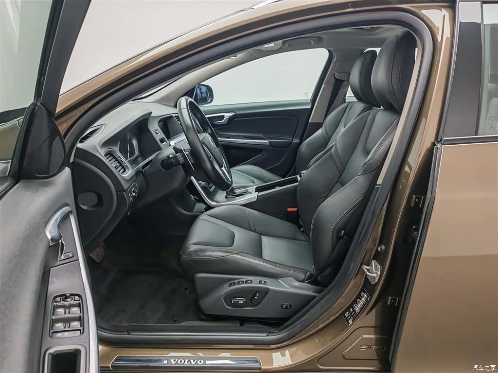 Volvo V60, 2016 10