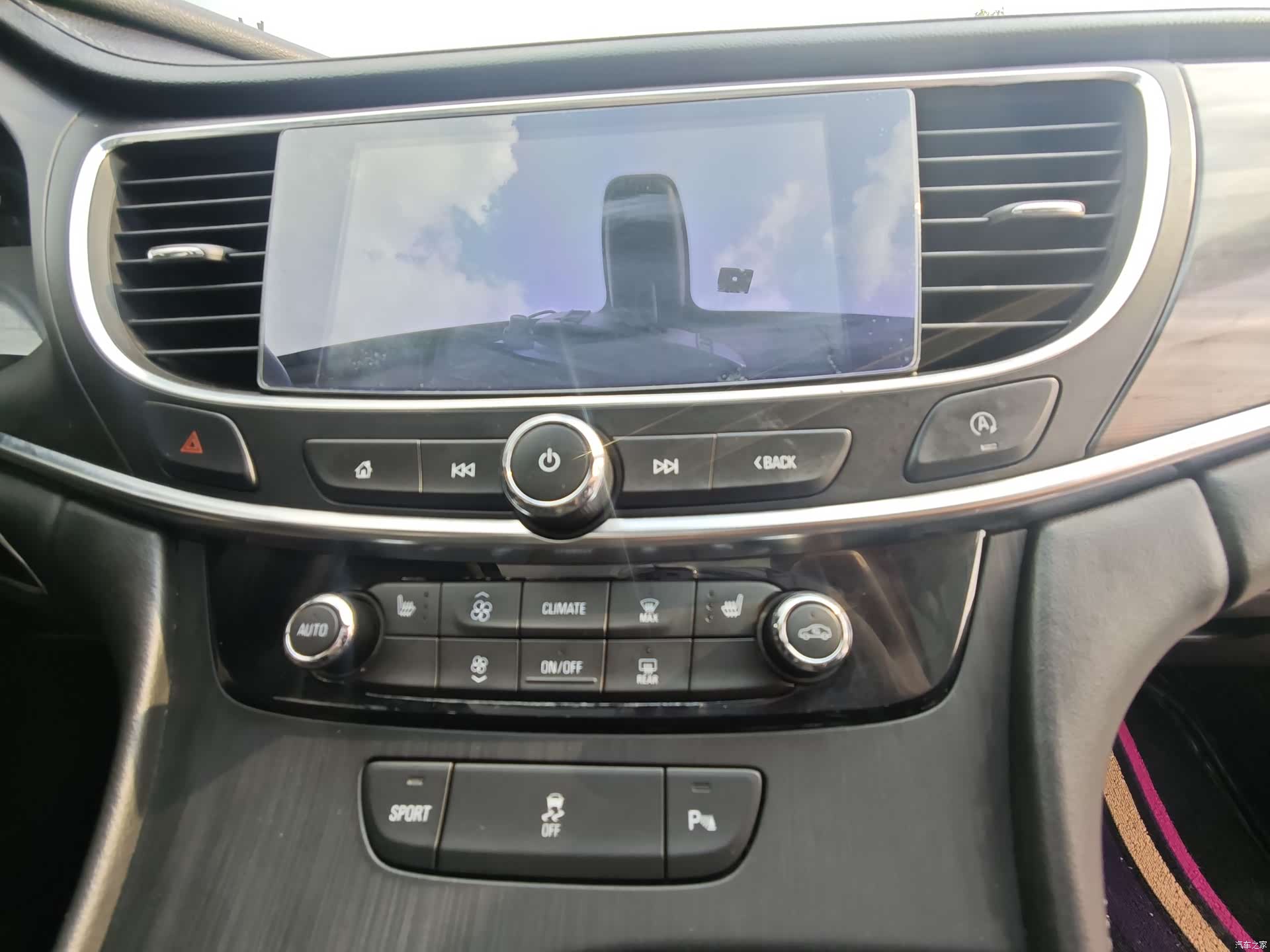Buick LaCrosse, 2020 26