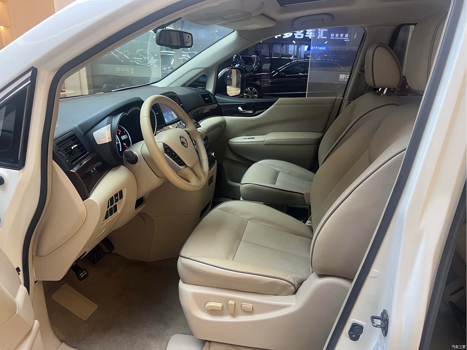 Nissan SL, 2016 21