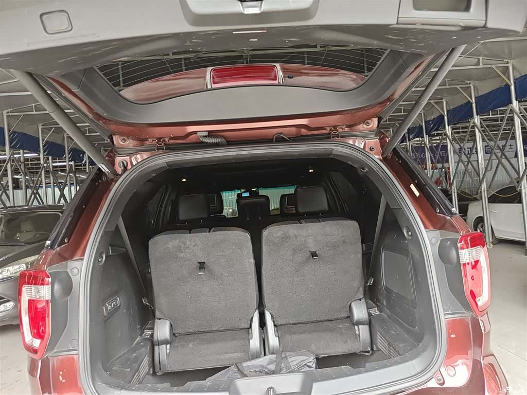 Ford Explorer, 2015 15