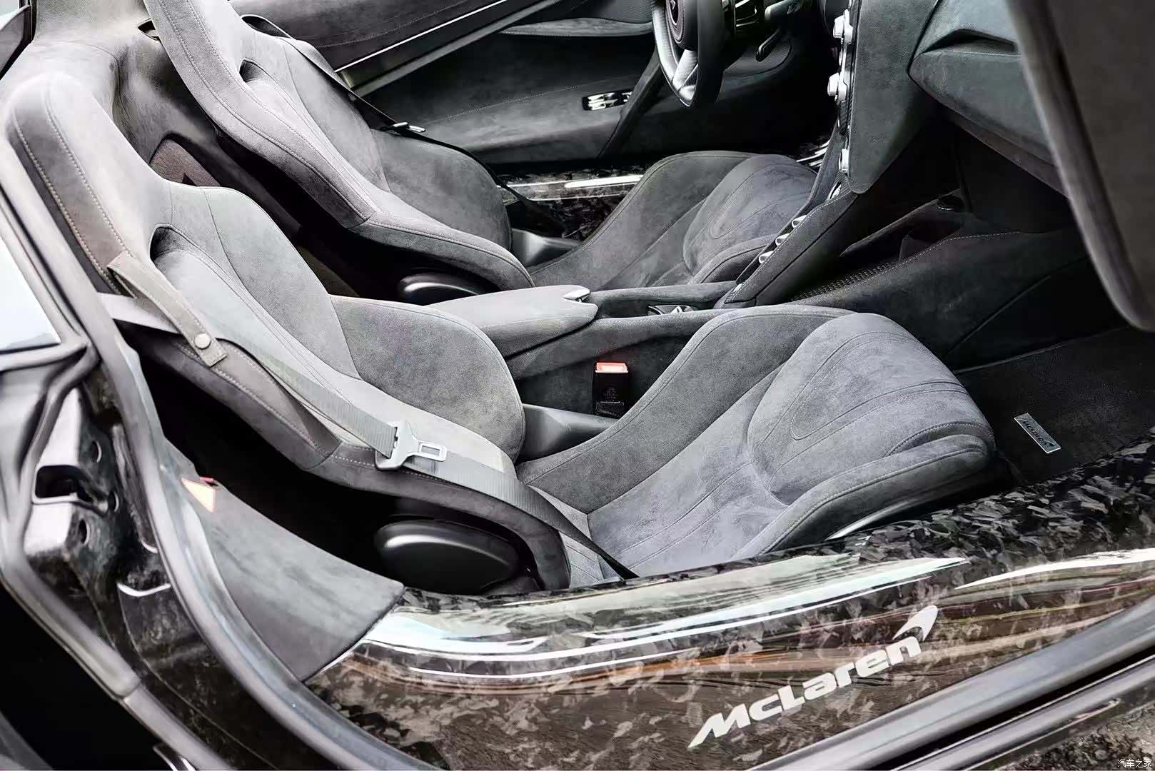 McLaren 720S, 2020 6