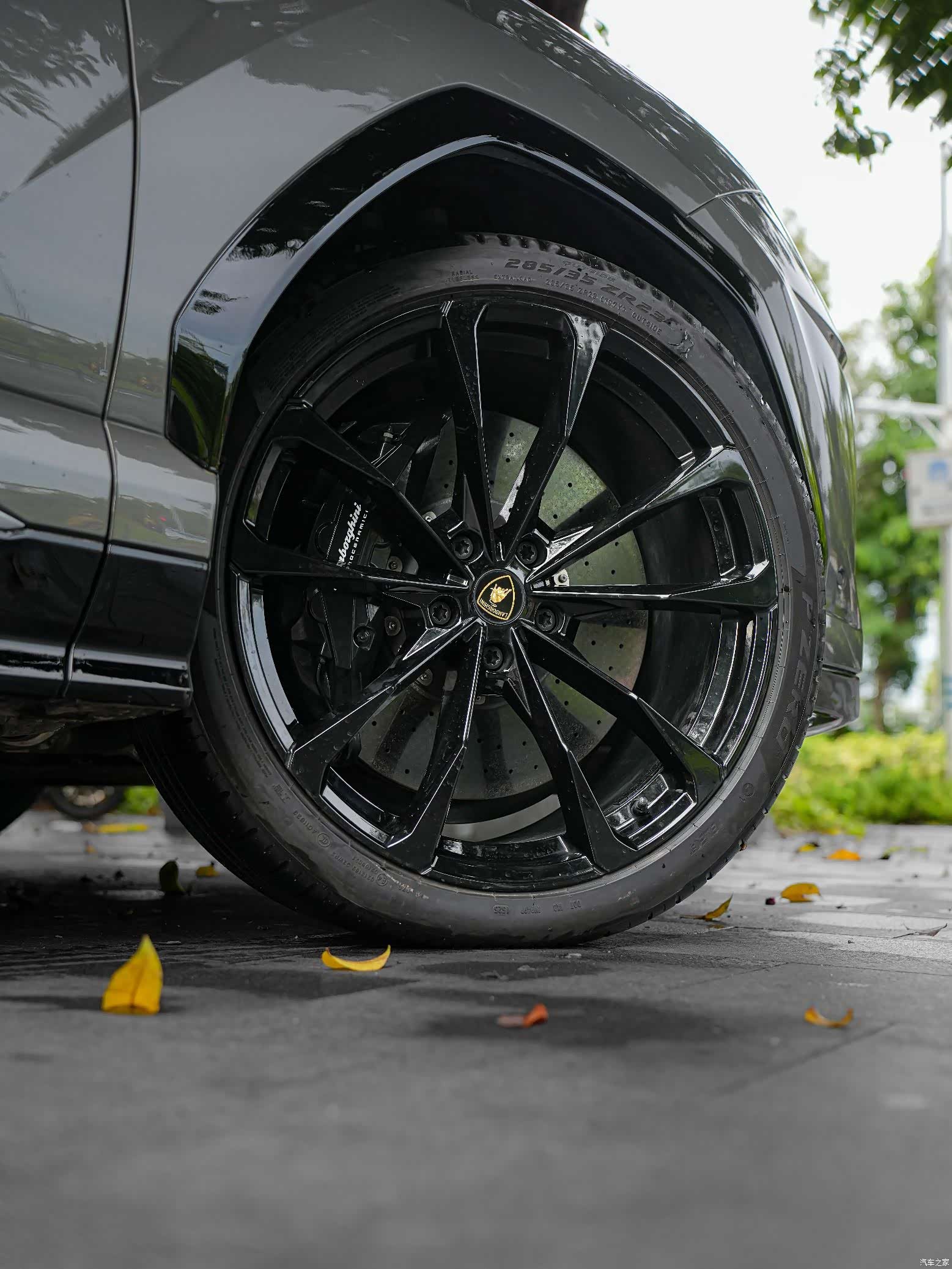 Lamborghini Urus, 2021 3