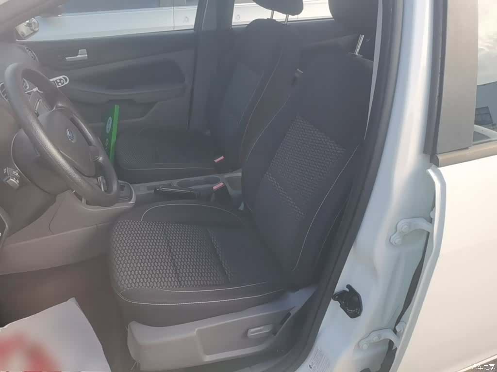 Ford Focus, 2015 15