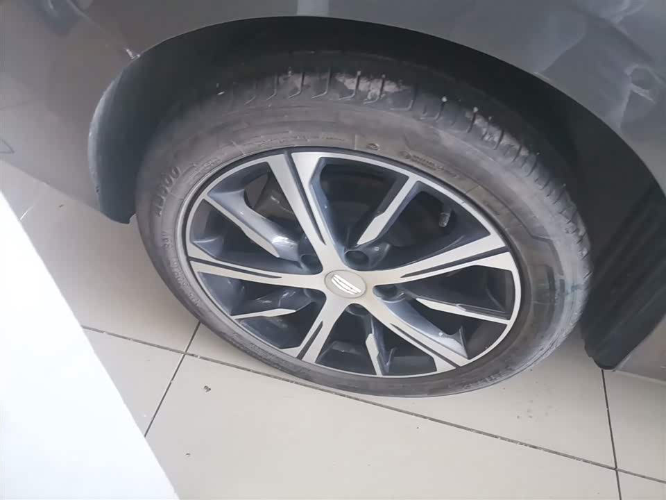 Geely Emgrand Geely Emgrand