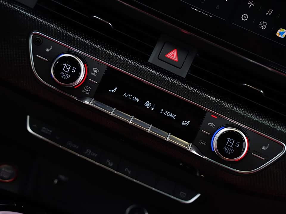 Audi S4 Audi S4