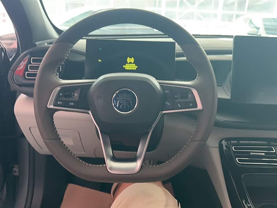 BYD Qin Yuan BYD Qin Yuan