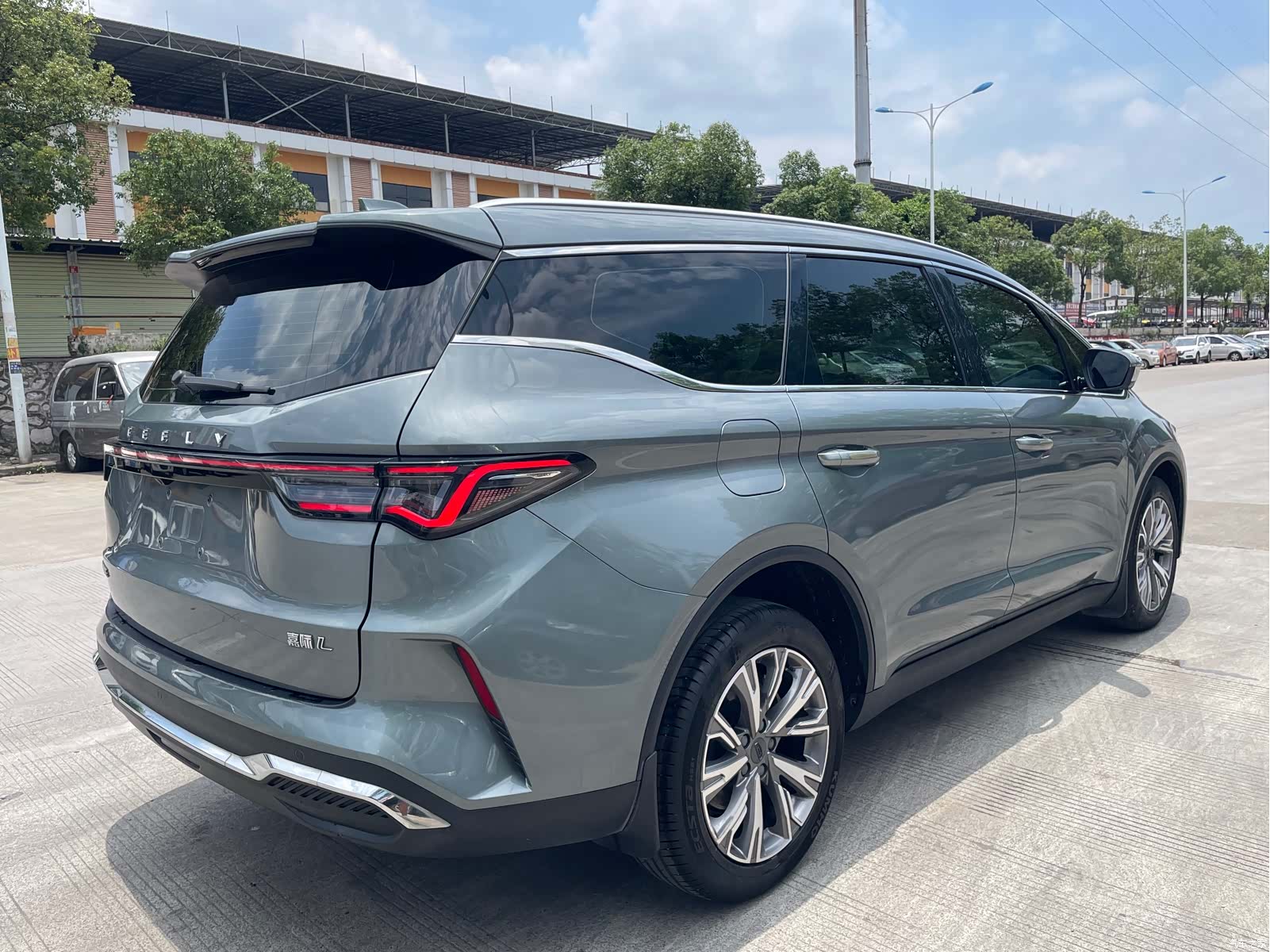 Geely Jiaji, 2022 9