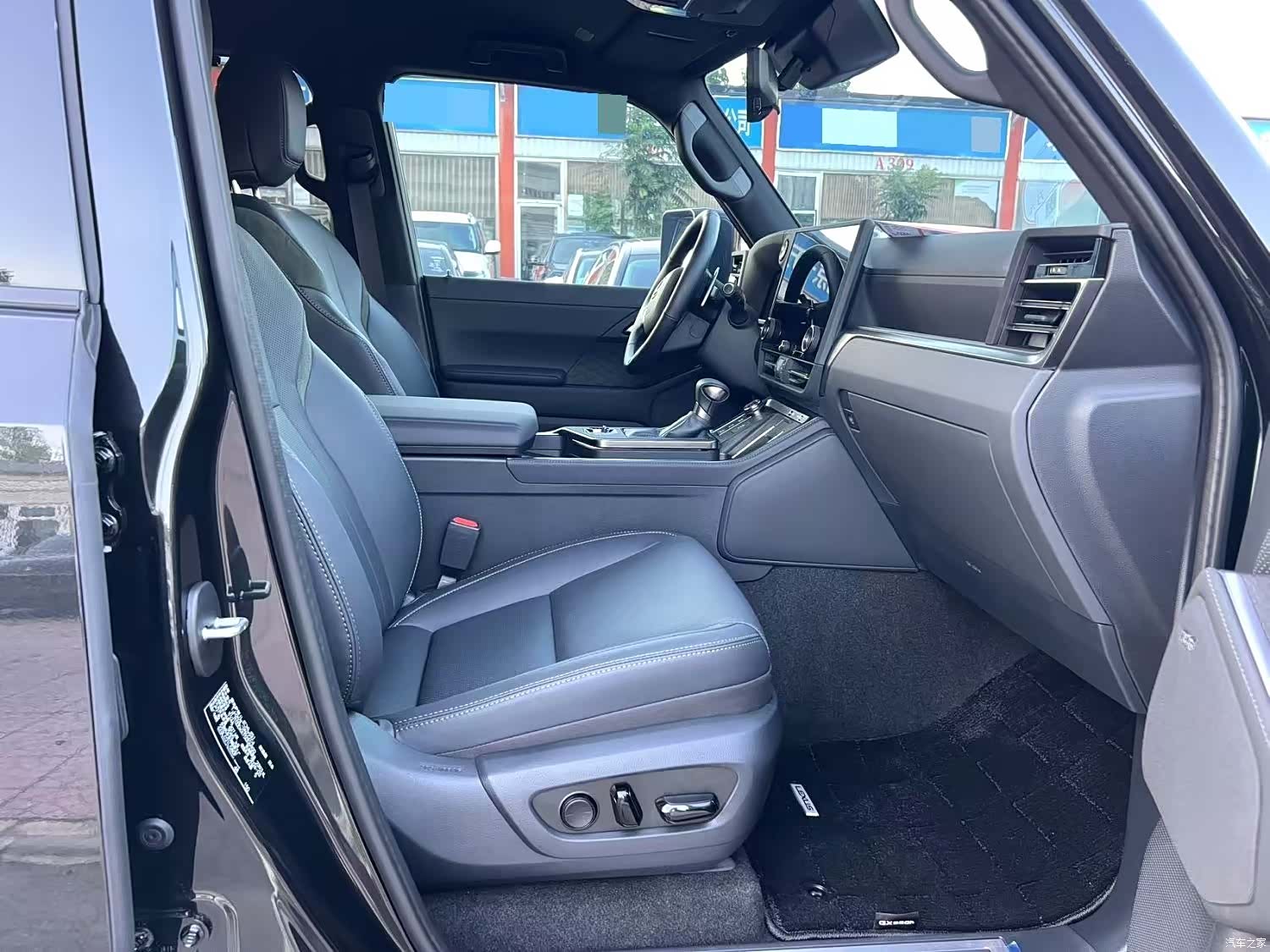 Lexus GX, 2026 все фото