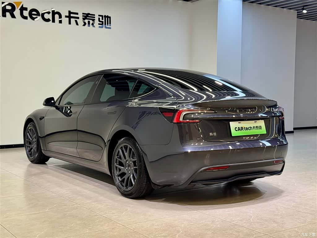 Tesla Model 3, 2024 все фото