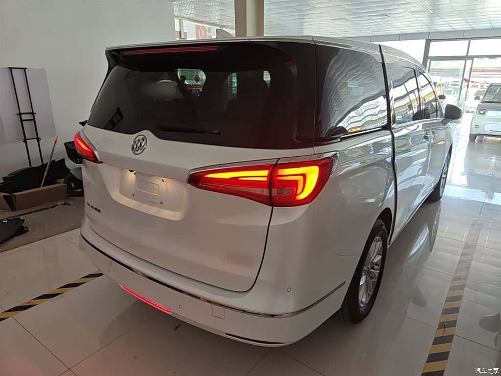 Buick GL8, 2020 12