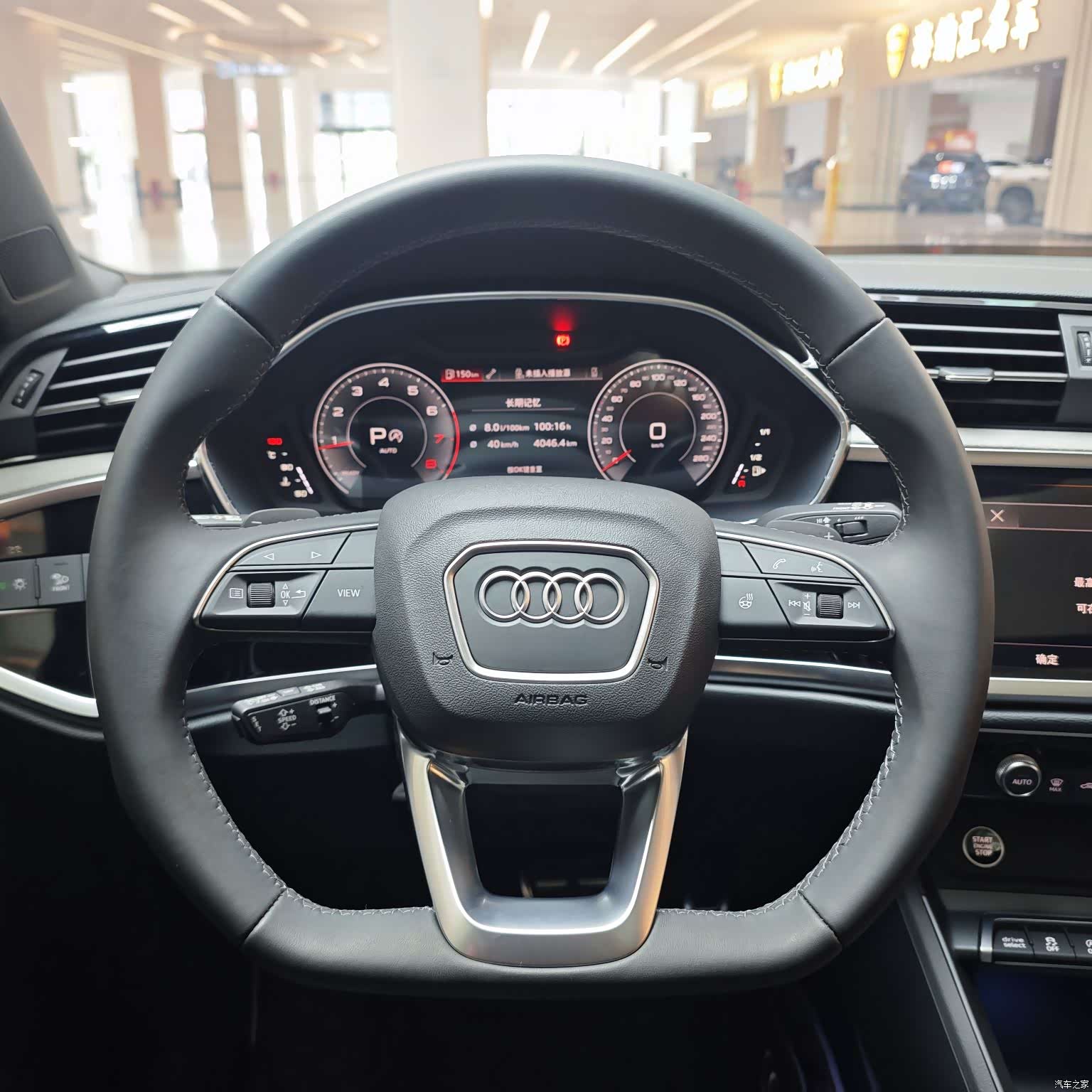 Audi Q3, 2025 16