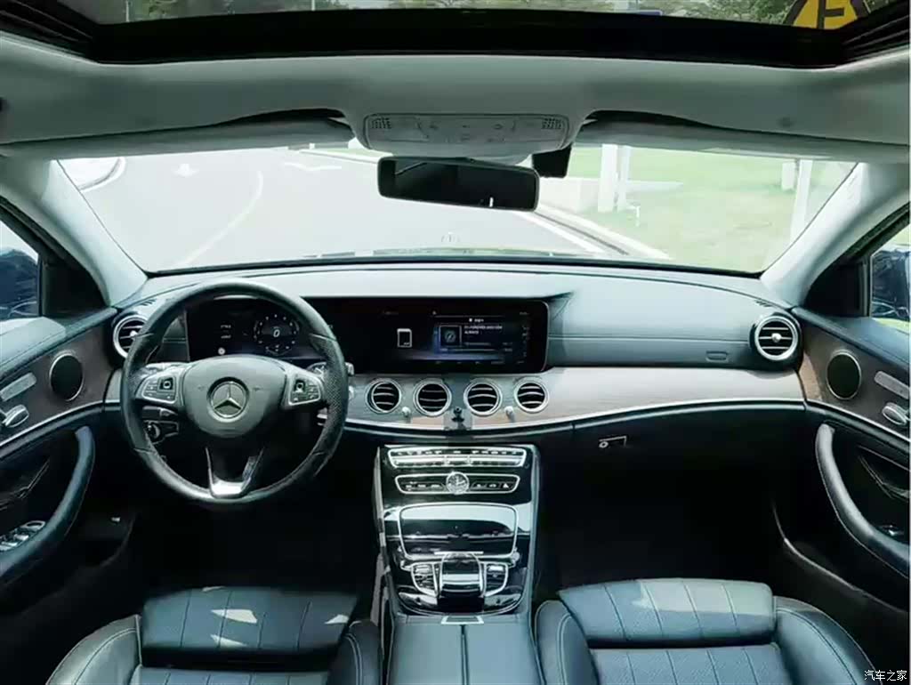Mercedes-Benz E-Class, 2016 3