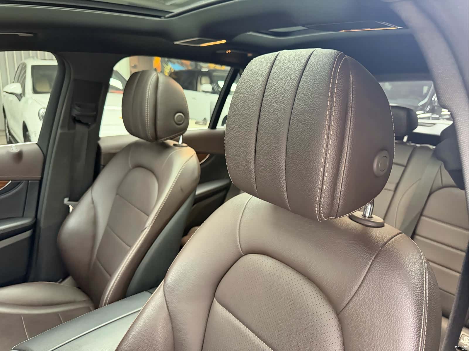 Mercedes-Benz GLC, 2020 18