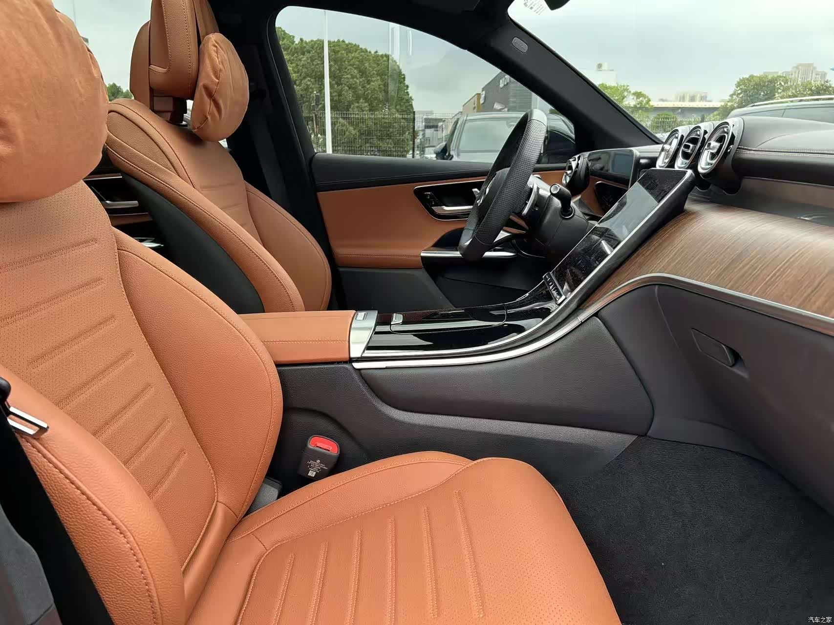 Mercedes-Benz GLC, 2024 15