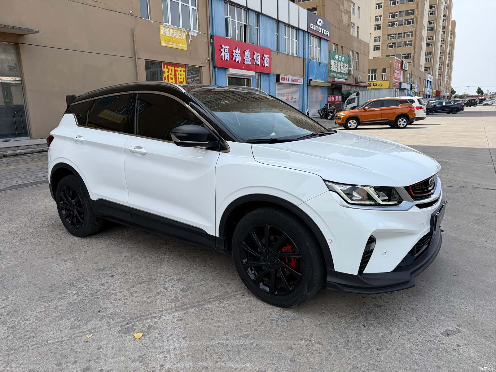 Geely Coolray, 2021 3