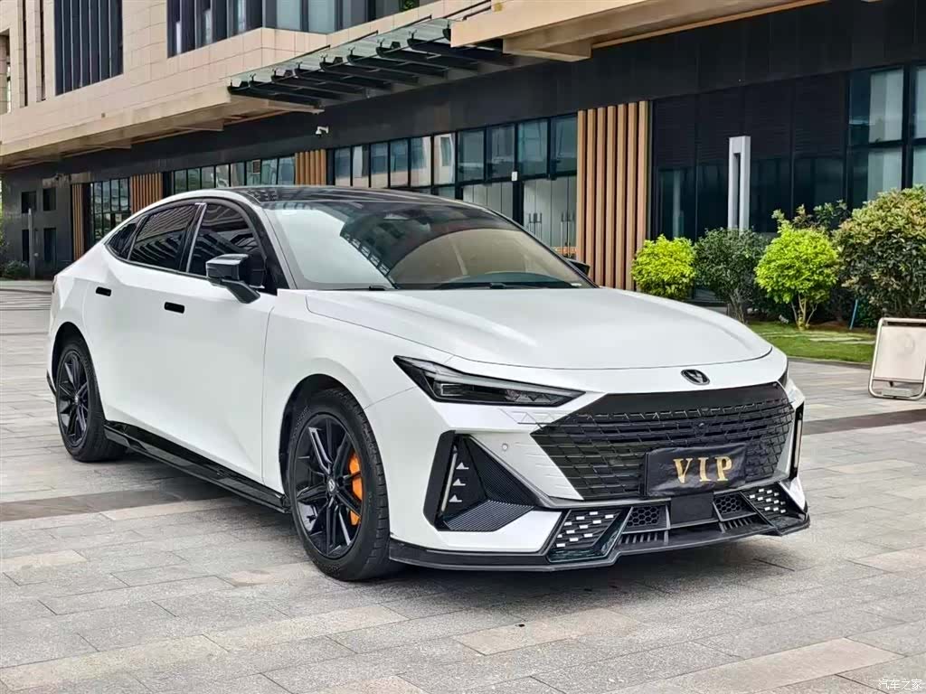 Changan UNI-V, 2022 3