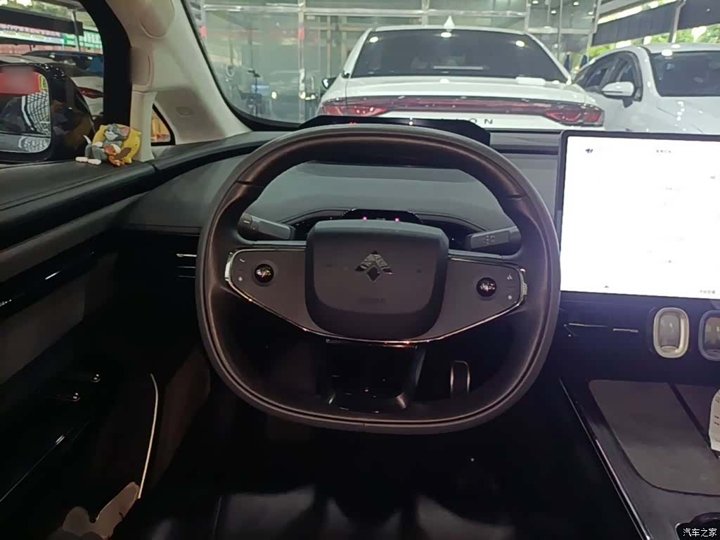 Hyper GT, 2023 11