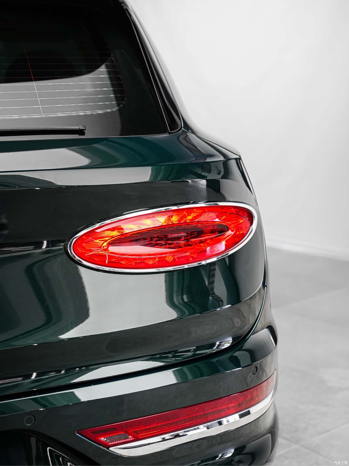 Bentley Bentayga, 2021 18