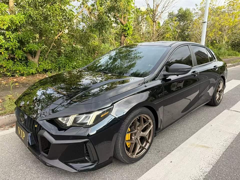 Trumpchi Shadow Leopard