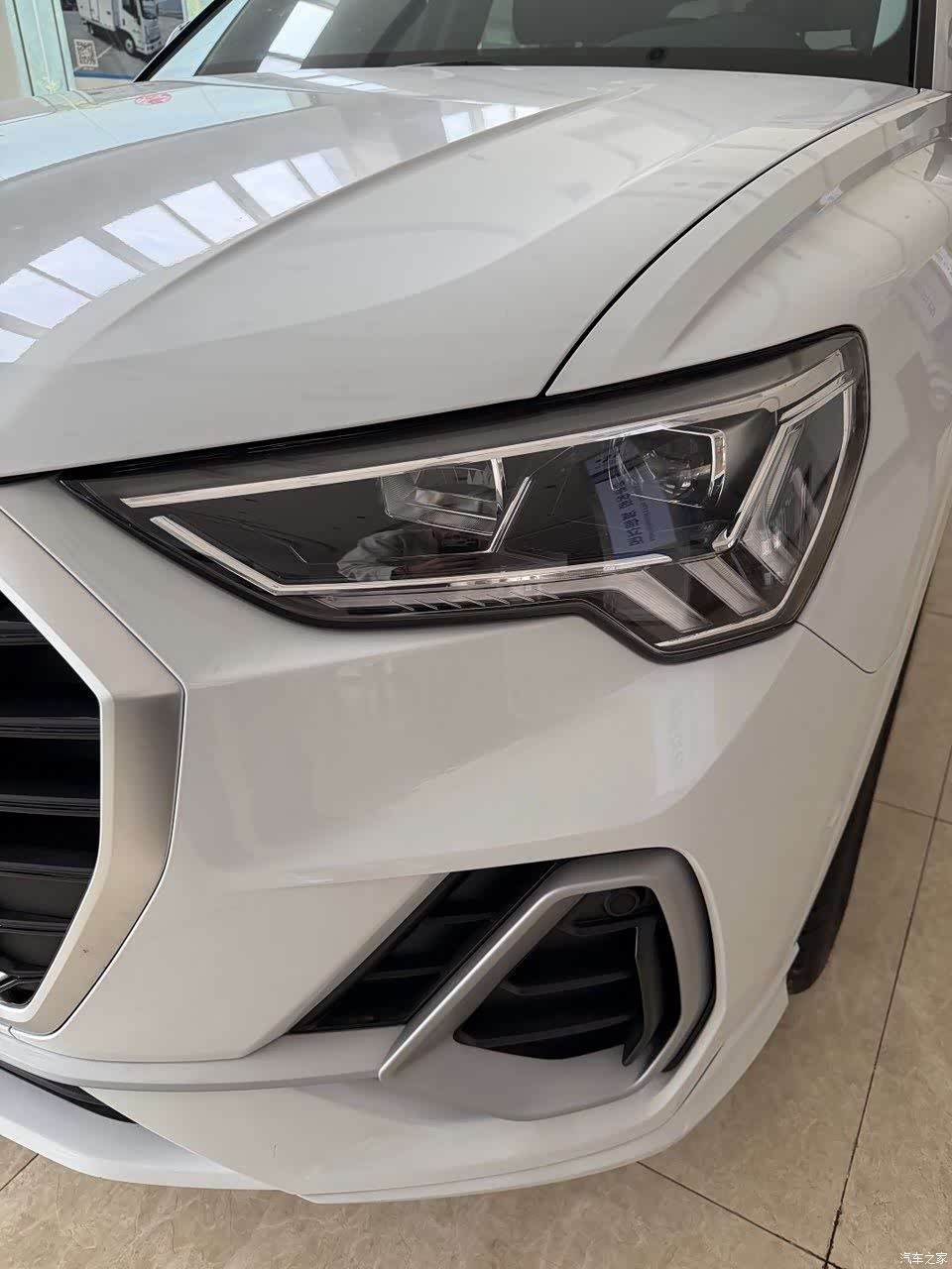 Audi Q3, 2023 6