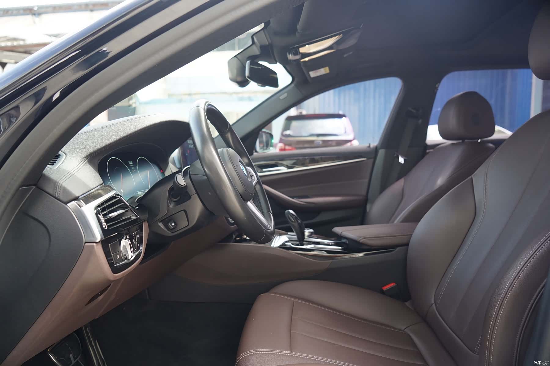 BMW 5 Series, 2019 4